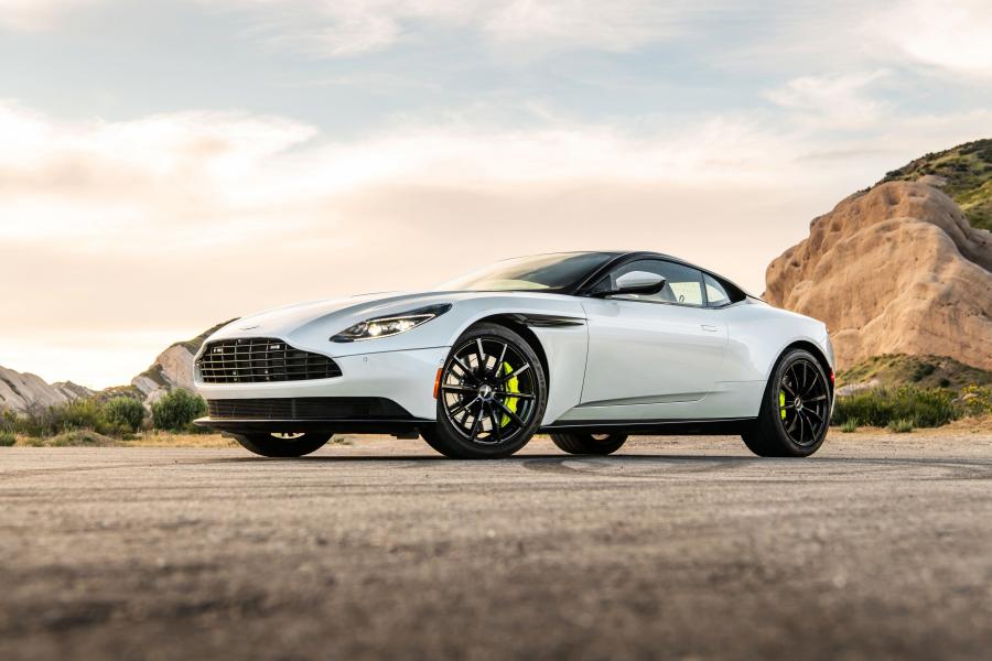  Aston Martin DB11 AMR 2019 года  (NA) (фото 3 из 40)